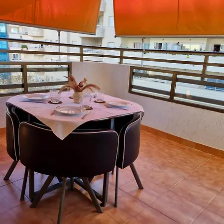 Luminoso Piso Centro De Marbella. A 50m De La Playa Appartement