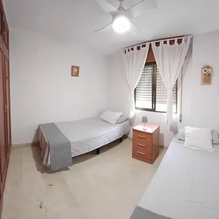 Luminoso Piso Centro De Marbella. A 50m De La Playa * Marbellac