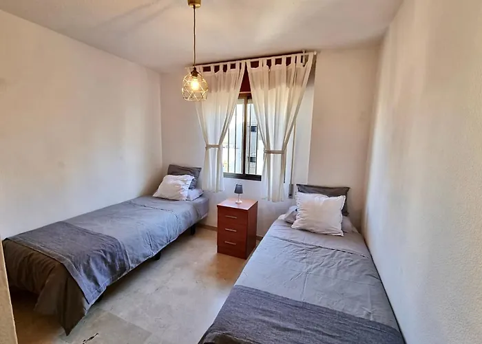 Luminoso Piso Centro De Marbella. A 50m De La Playa