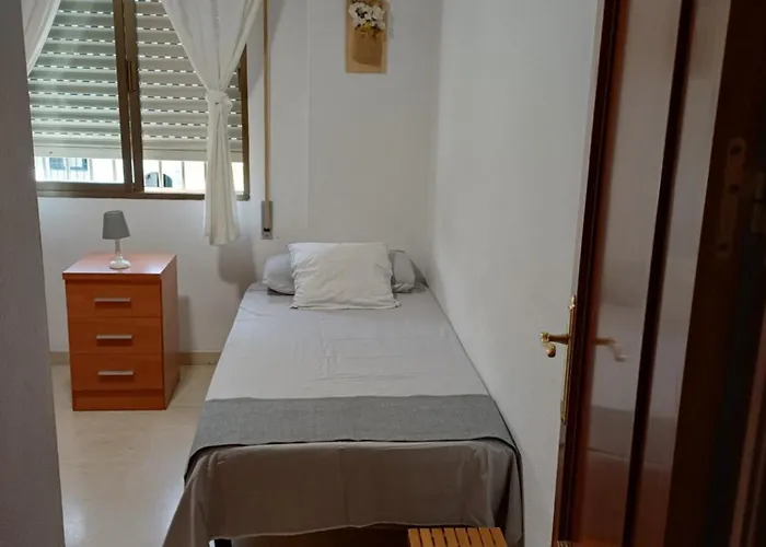 Luminoso Piso Centro De Marbella. A 50m De La Playa Marbella